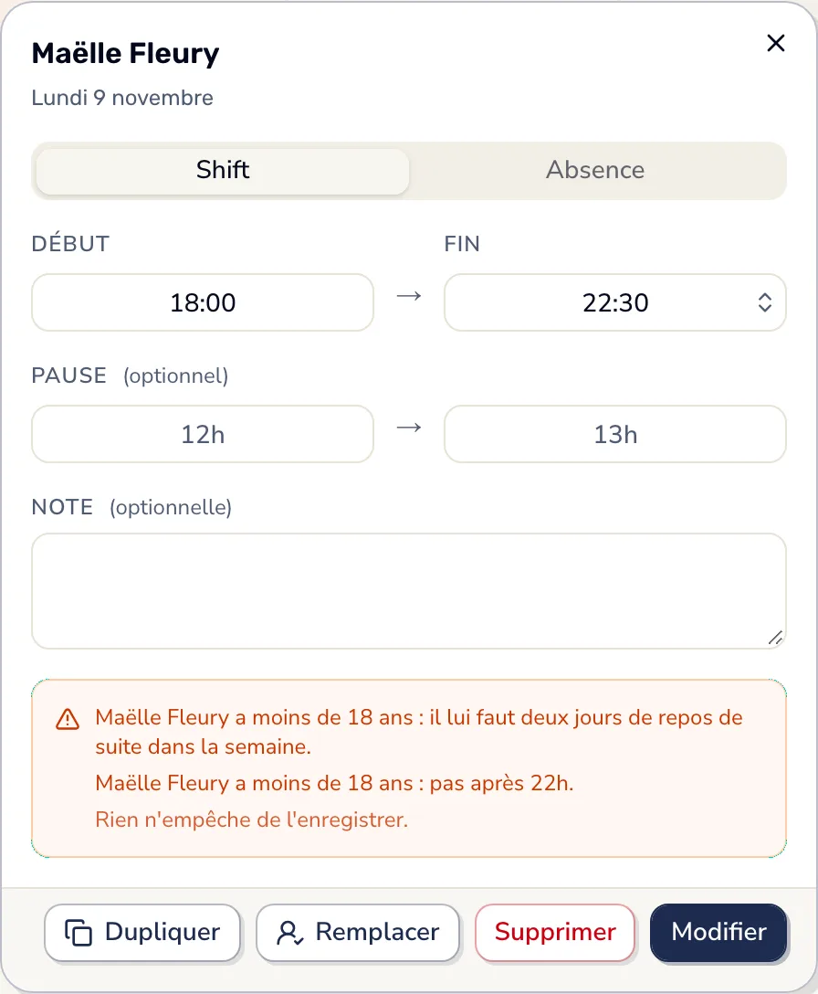 Dans Smarly, la fenêtre d'un shift de 18:00 à 22:30 pour une vendeuse de moins de 18 ans : « il lui faut deux jours de repos de suite dans la semaine », « pas après 22h ». Rien n'empêche de l'enregistrer.